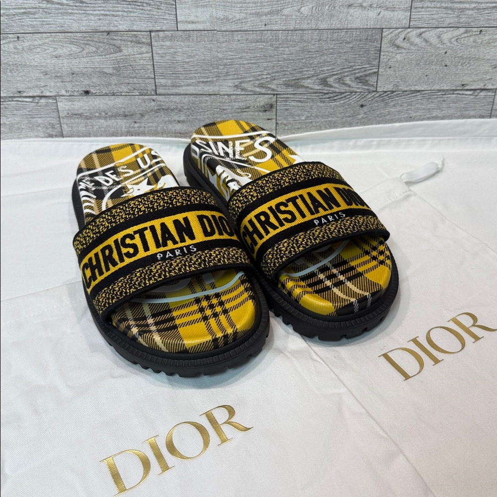 Christian Dior Dway leather mules
